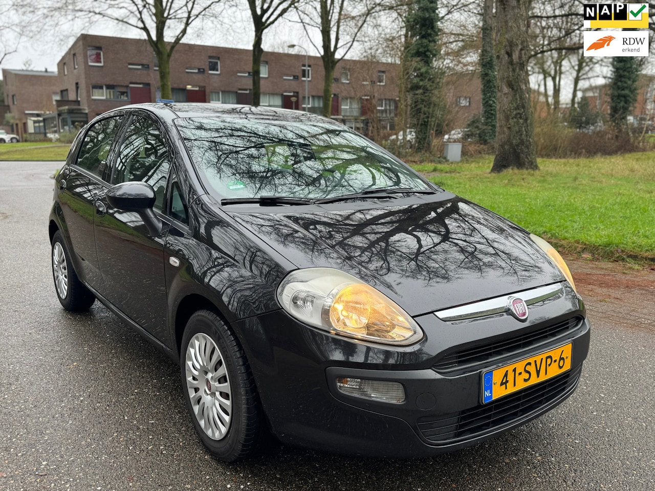 Fiat Punto Evo - 1.3 M-Jet Dynamic 5 Deurs Airco Cruise Zwart 2011 - AutoWereld.nl