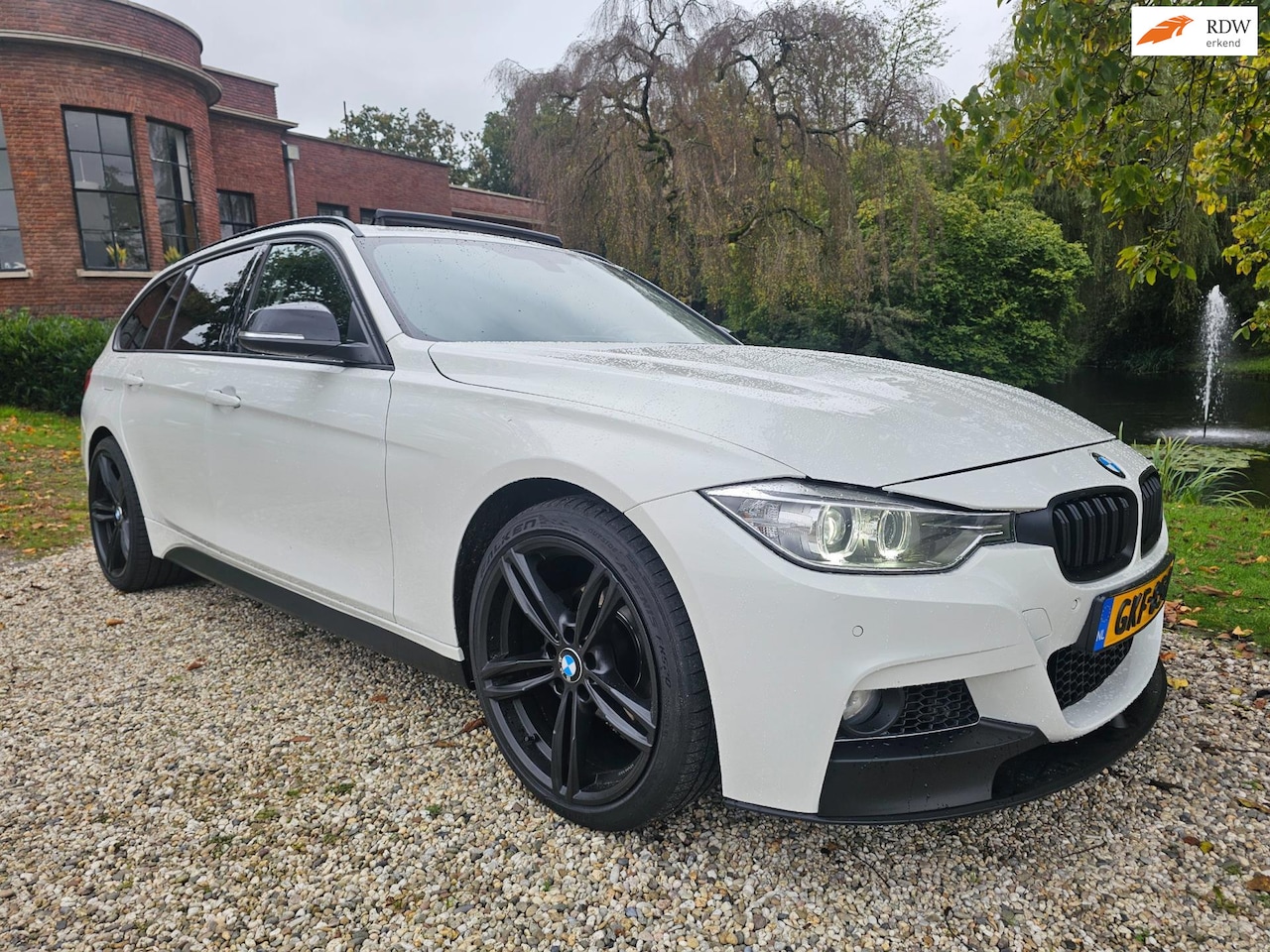 BMW 3-serie Touring - 320i M Sport Edition High Executive M-sport - AutoWereld.nl