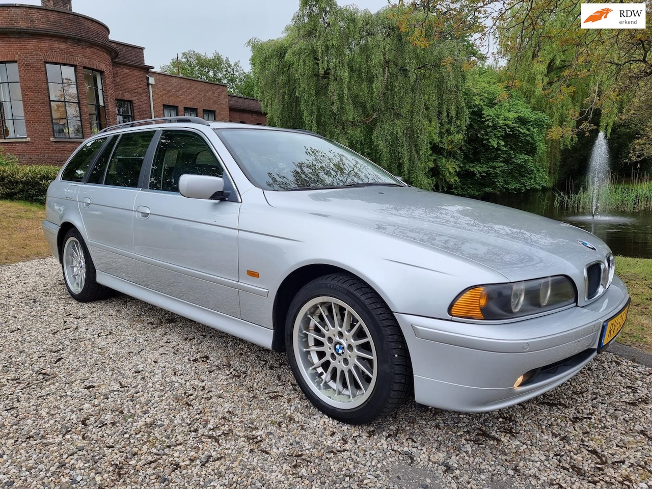 BMW 5-serie Touring - 520i YOUNGTIMER automaat/AIRCO/cruise - AutoWereld.nl