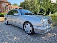 Mercedes-Benz E-klasse - E50 / E55 AMG FULL-OPTiON nieuwe LAK