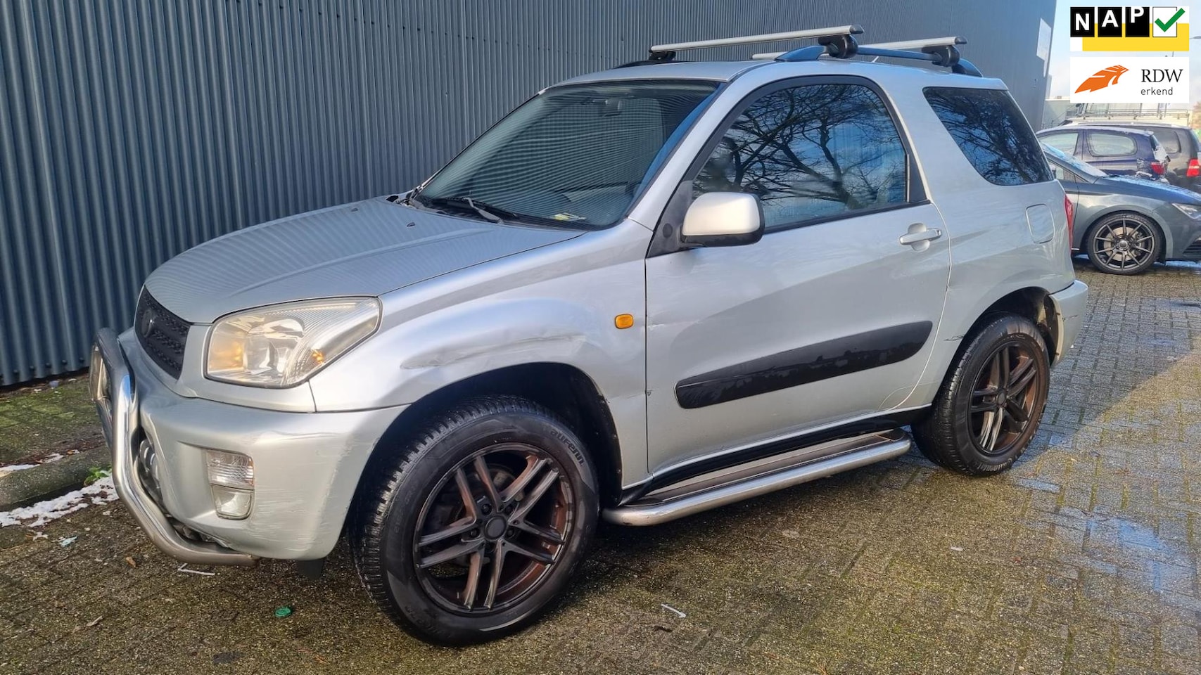 Toyota RAV4 - 1.8-16V VVT-i Luna 4X4 260000KM NAP RIJDT GOED - AutoWereld.nl