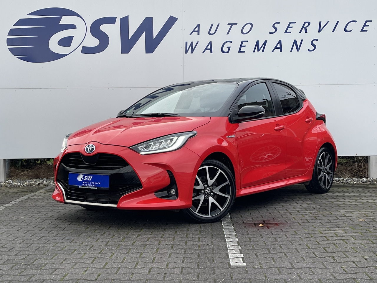 Toyota Yaris - 1.5 Hybrid Executive | CarPlay | Camera | HUD | ACC | LED | DAB+ | 17 inch - AutoWereld.nl