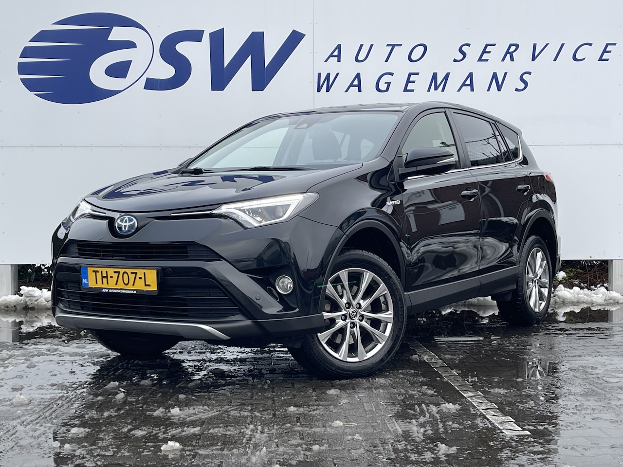 Toyota RAV4 - 2.5 Hybrid AWD Dynamic | Trekhaak | Navi | Camera | ACC | 18 inch - AutoWereld.nl