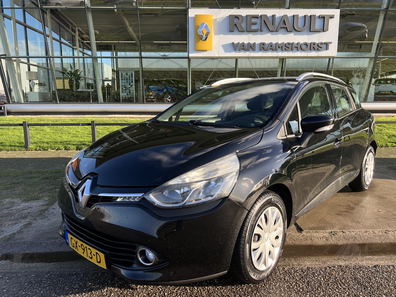 Renault Clio Estate - 1.5 dCi ECO Expression / Airco / Cruise / Radio / Elek. Spiegels / - AutoWereld.nl