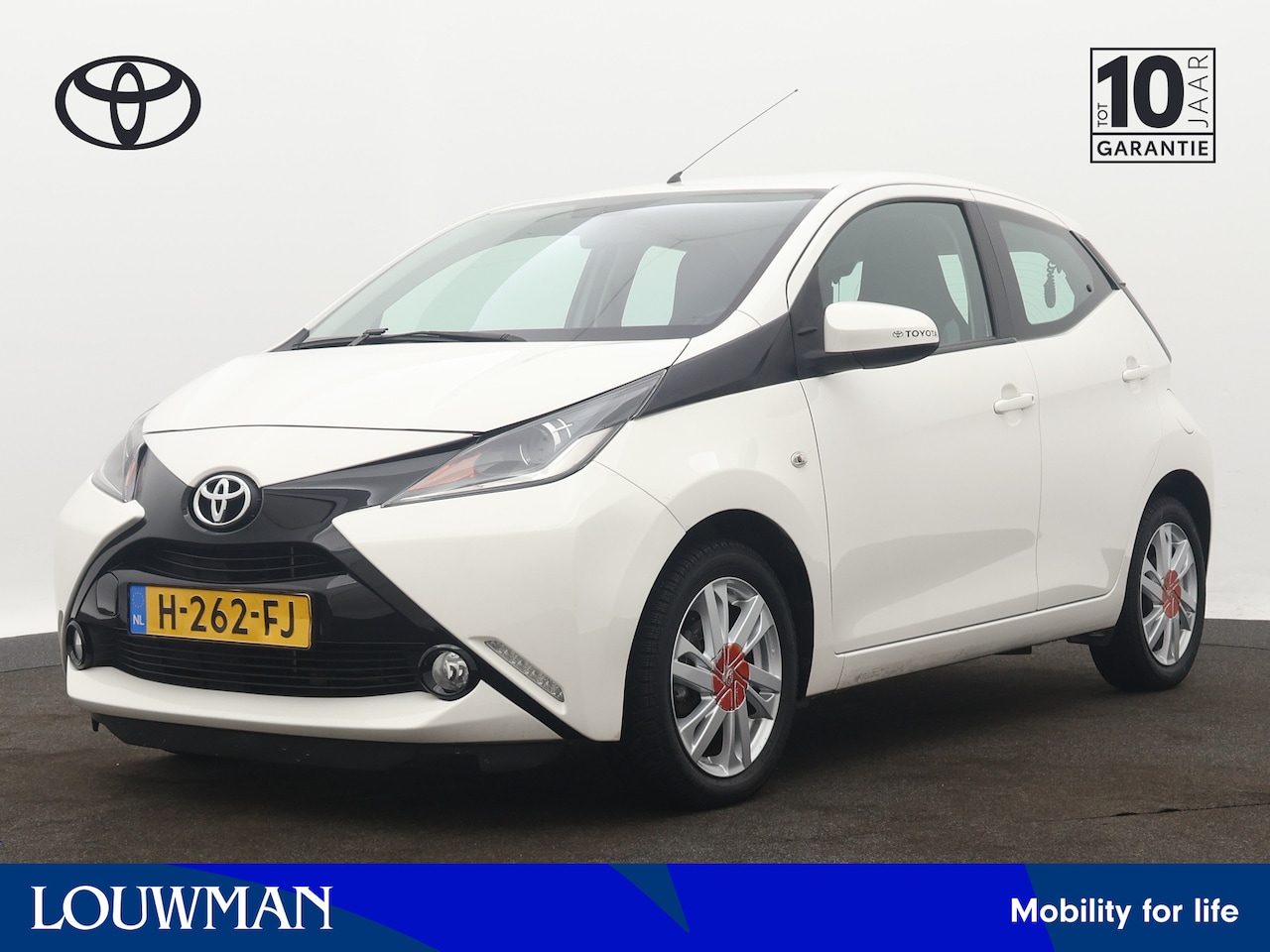 Toyota Aygo - 1.0 VVT-i x-cite Limited | Airco | Camera | LM velgen | Apple Carplay/Android Auto | - AutoWereld.nl