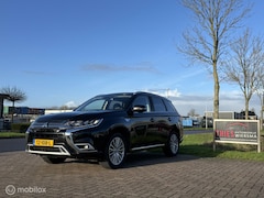 Mitsubishi Outlander - 2.4 PHEV Intense+ pano/leder/camera/trekhaak/