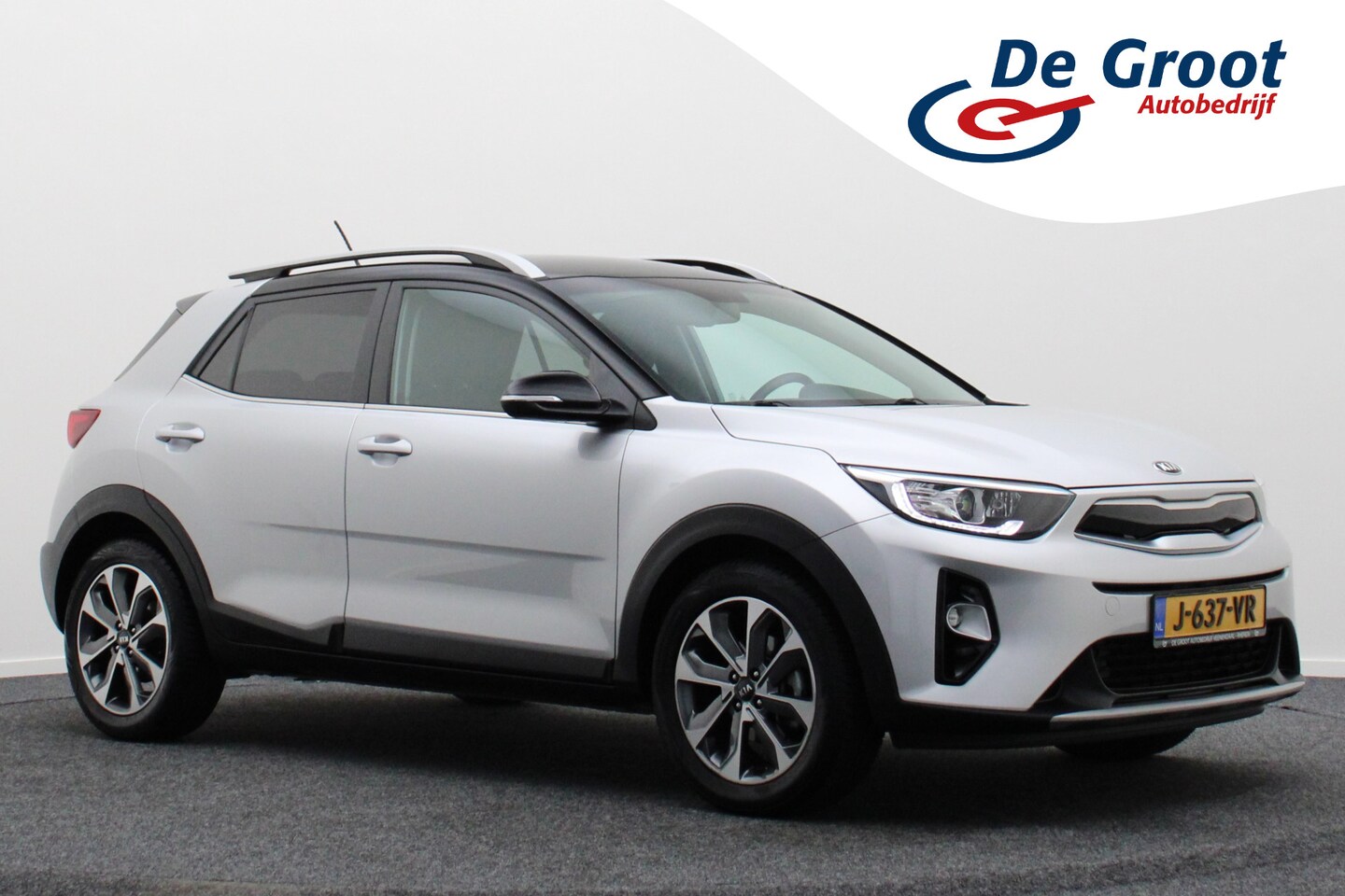 Kia Stonic - 1.4 MPi Climate, Camera, Cruise, Apple Carplay, PDC, DAB, 17'' - AutoWereld.nl