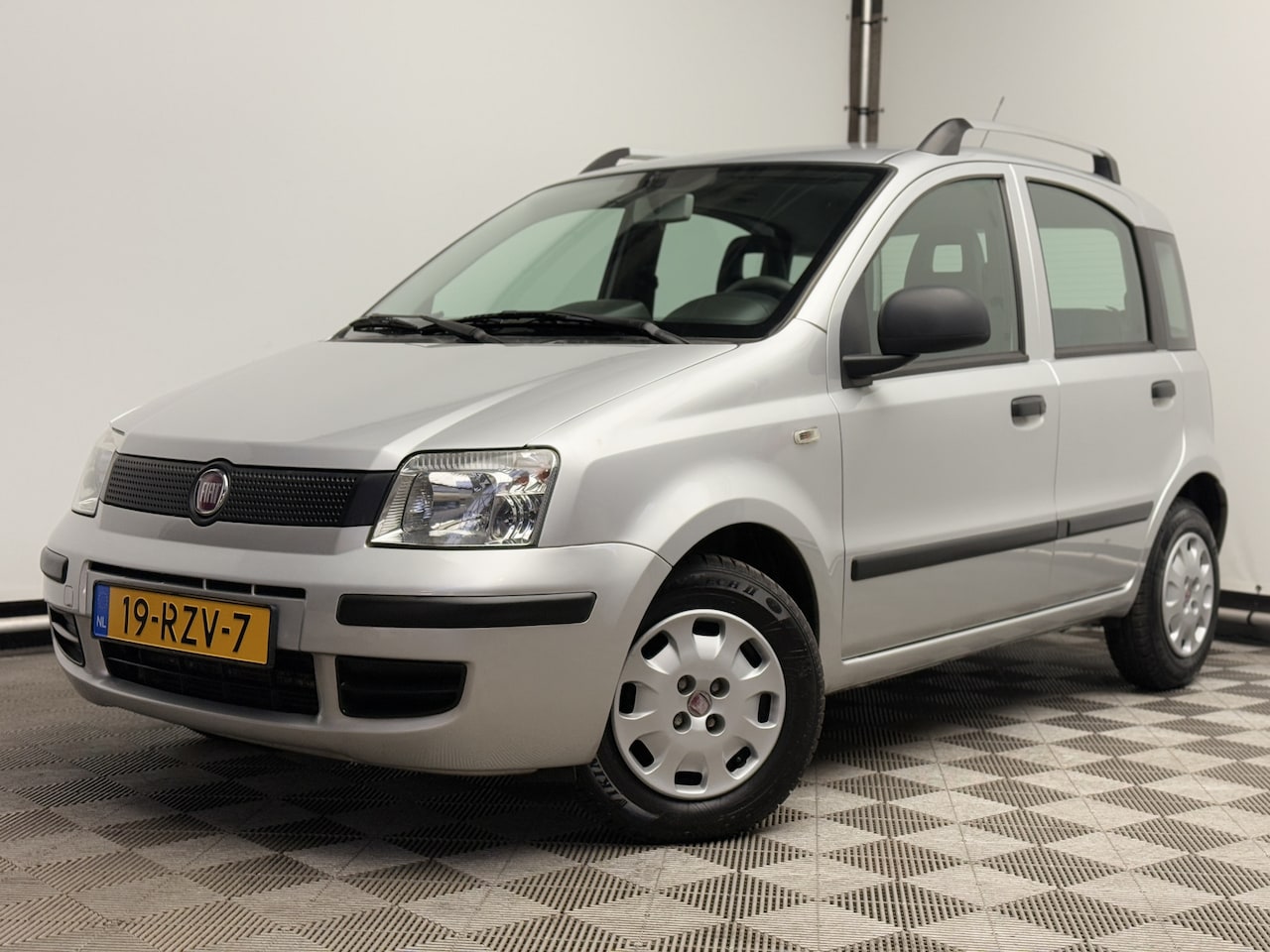 Fiat Panda - 1.2 Active Airco Elek. Pakket NL Auto - AutoWereld.nl