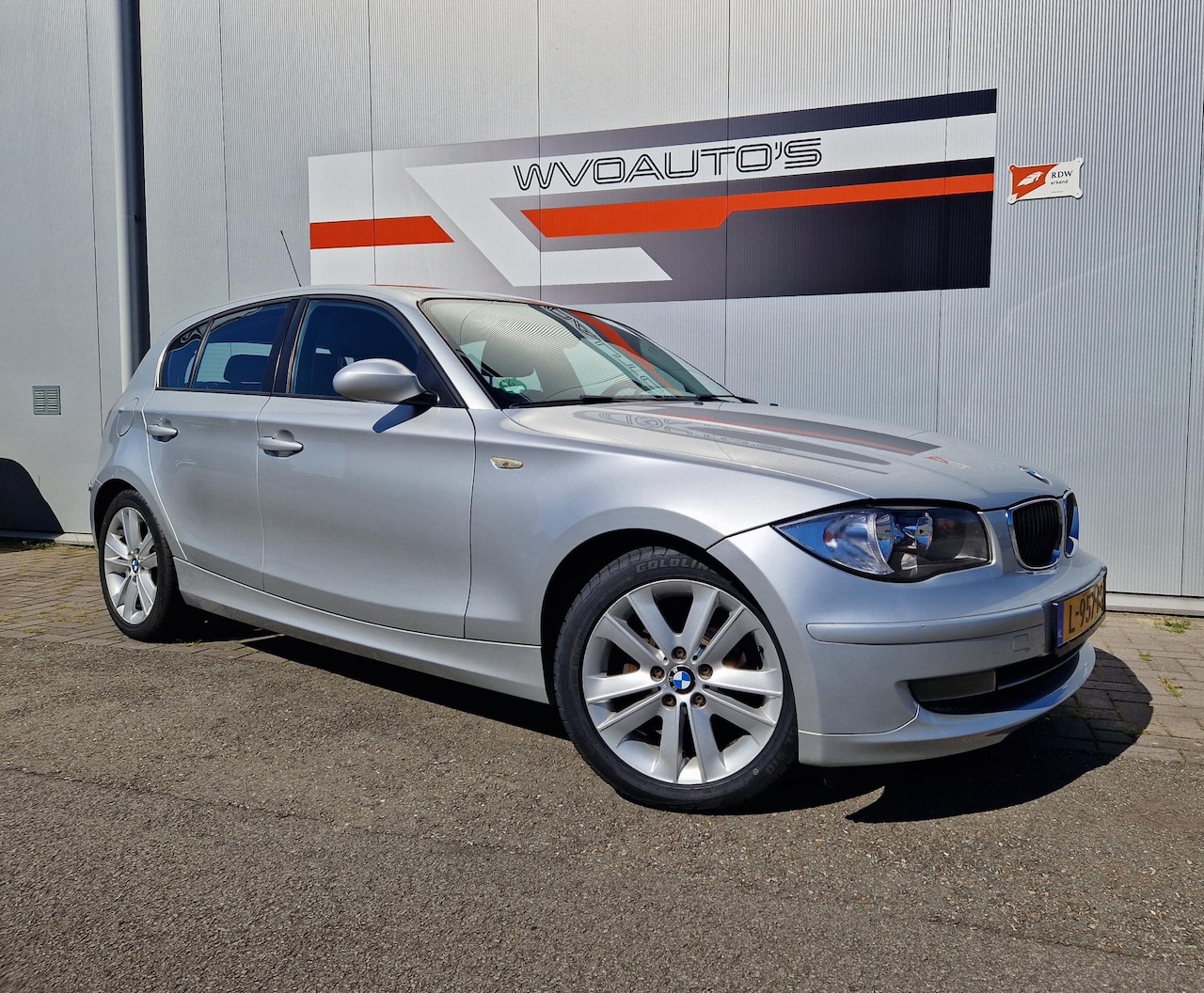 BMW 1-serie - 116i 116i - AutoWereld.nl