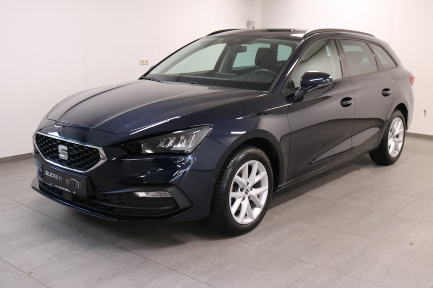 Seat Leon Sportstourer - 1.0 TSI Style Business Intense 1.0 TSI Style Business Intense - AutoWereld.nl