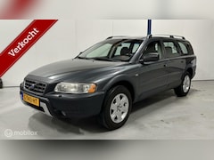 Volvo XC70 - 2.4 D5 Summum AUTOMAAT / LEER