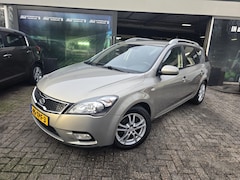 Kia Cee'd Sporty Wagon - 1.4 CVVT Navigator Plus Pack | 1E EIGENAAR | 12MND GARANTIE | NAVI | ELEC RAMEN |