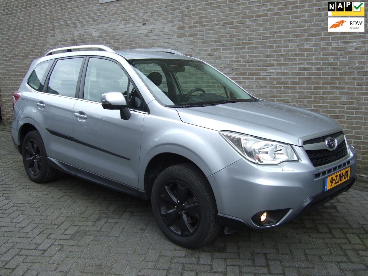 Subaru Forester - 2.0 Luxury - 2e eig! - Leder - Trekhaak 2000 KG - AutoWereld.nl