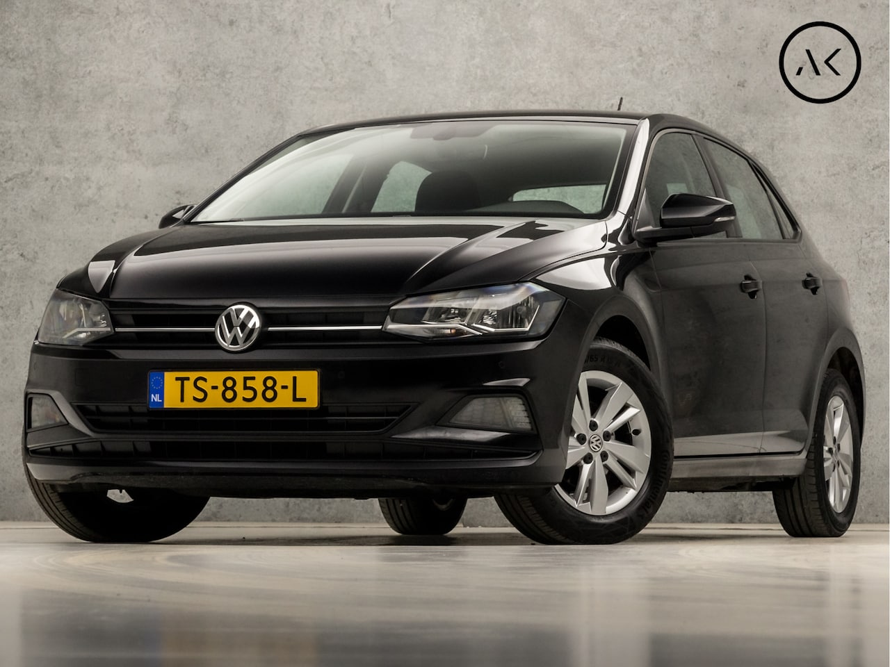 Volkswagen Polo - 1.0 TSI Highline Sportline (APPLE CARPLAY, GROOT NAVI, CLIMATE, STOELVERWARMING, SPORTSTOE - AutoWereld.nl