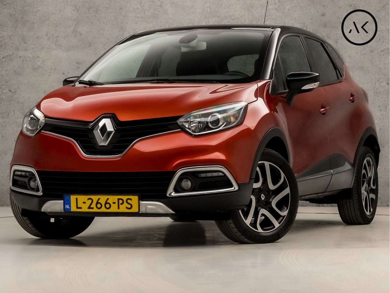 Renault Captur - 1.2 TCe Xmod Automaat (NAVIGATIE, CLIMATE, CAMERA, GETINT GLAS, STOELVERWARMING, LEDER, SP - AutoWereld.nl