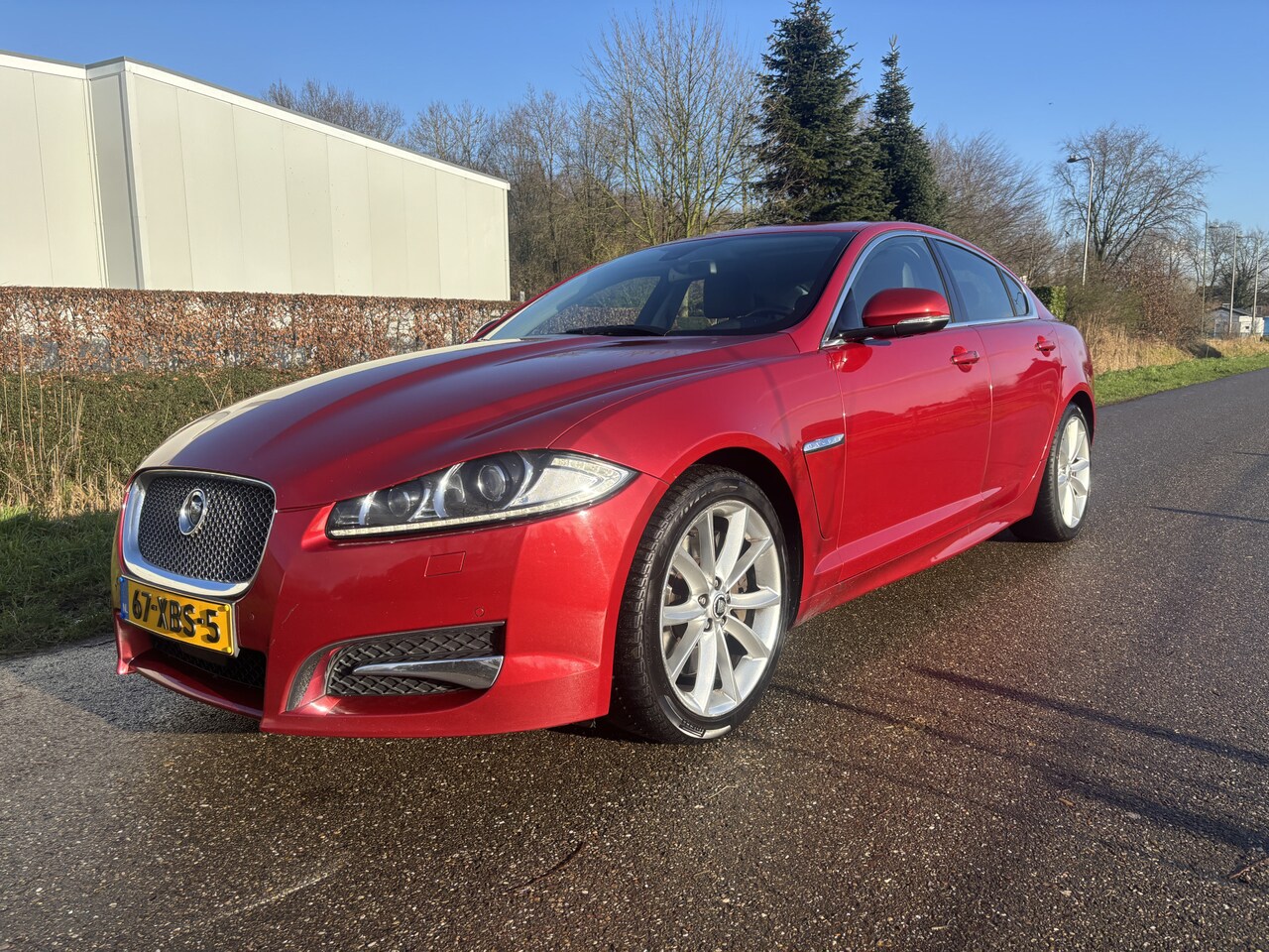 Jaguar XF - 3.0D S / AUTOMAAT / LEER / STOELVERWARMING / CRUISE - AutoWereld.nl