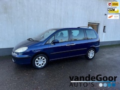 Peugeot 807 - 2.2 ST Pullman Premium, 06, 6-pers, volledig onderhouden