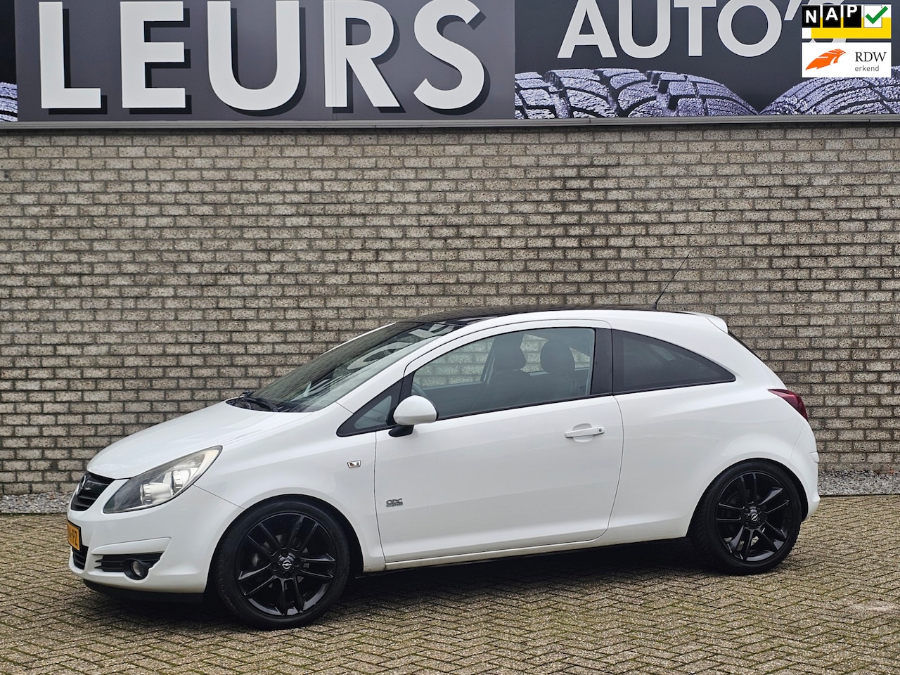 Opel Corsa - 1.4-16V Opc-Line - AutoWereld.nl