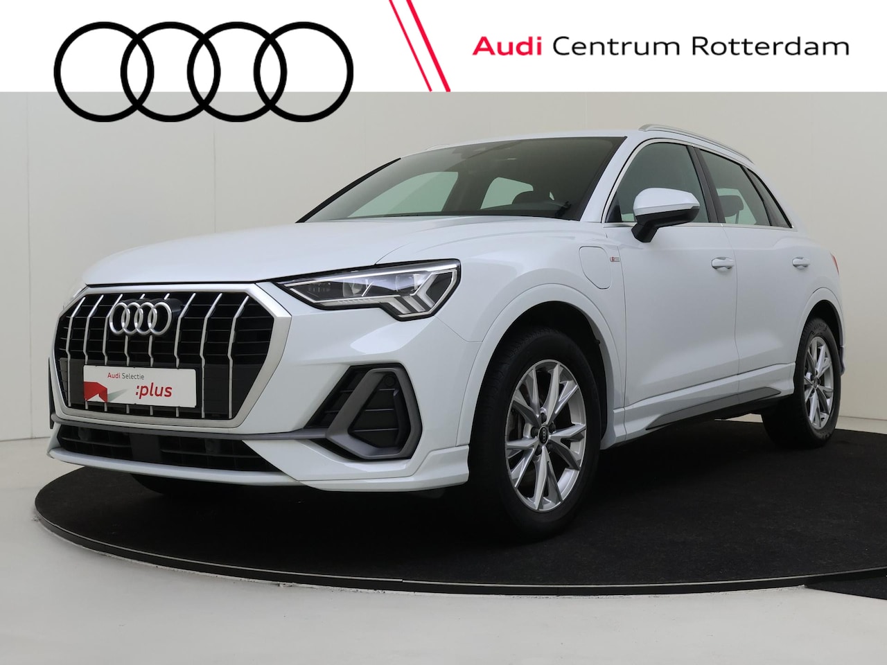 Audi Q3 - 45 TFSI e S edition | Trekhaak | Achteruitrijcamera | Navigatie | Virtual cockpit | S-line - AutoWereld.nl