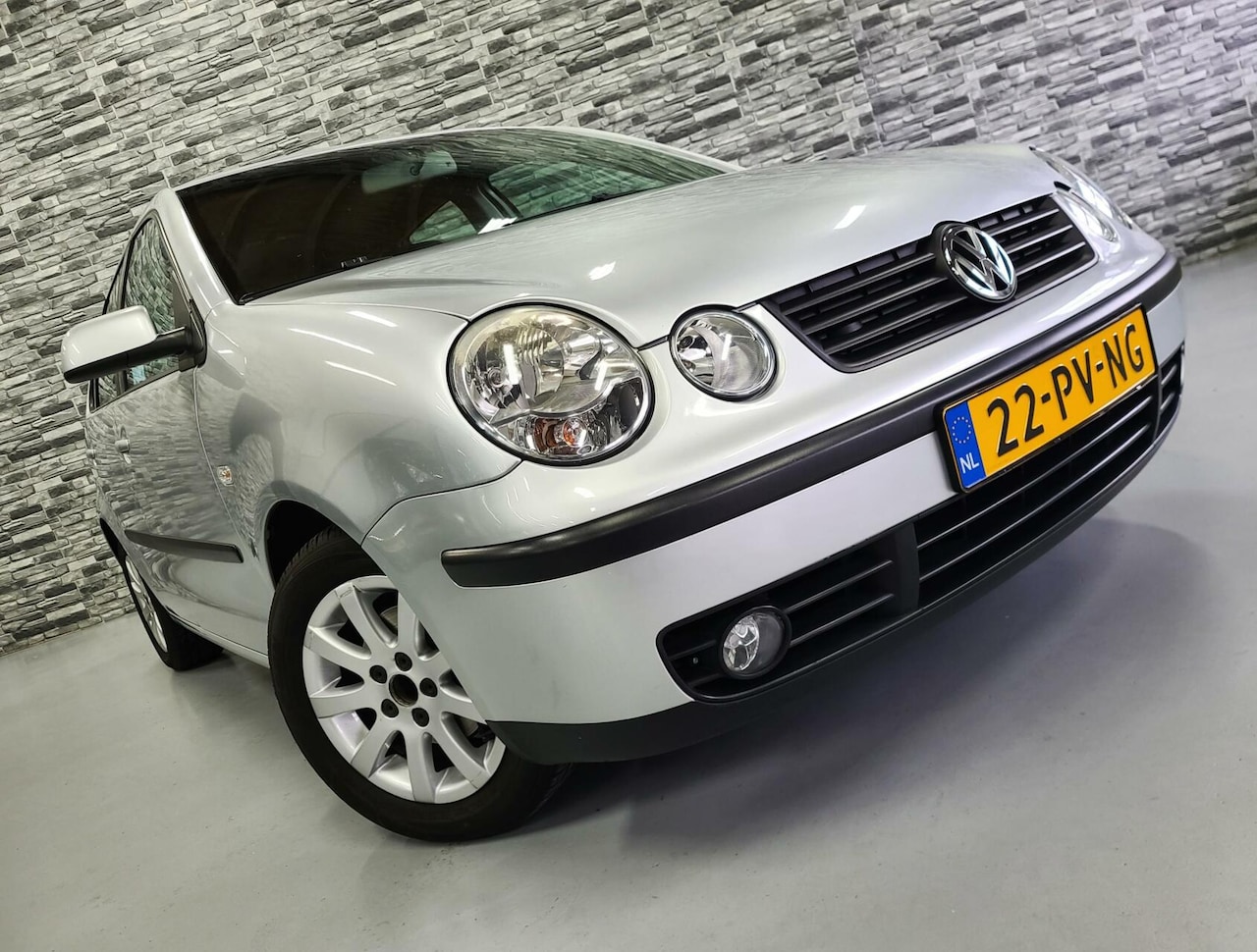 Volkswagen Polo - 1.4-16V Automaat - AutoWereld.nl