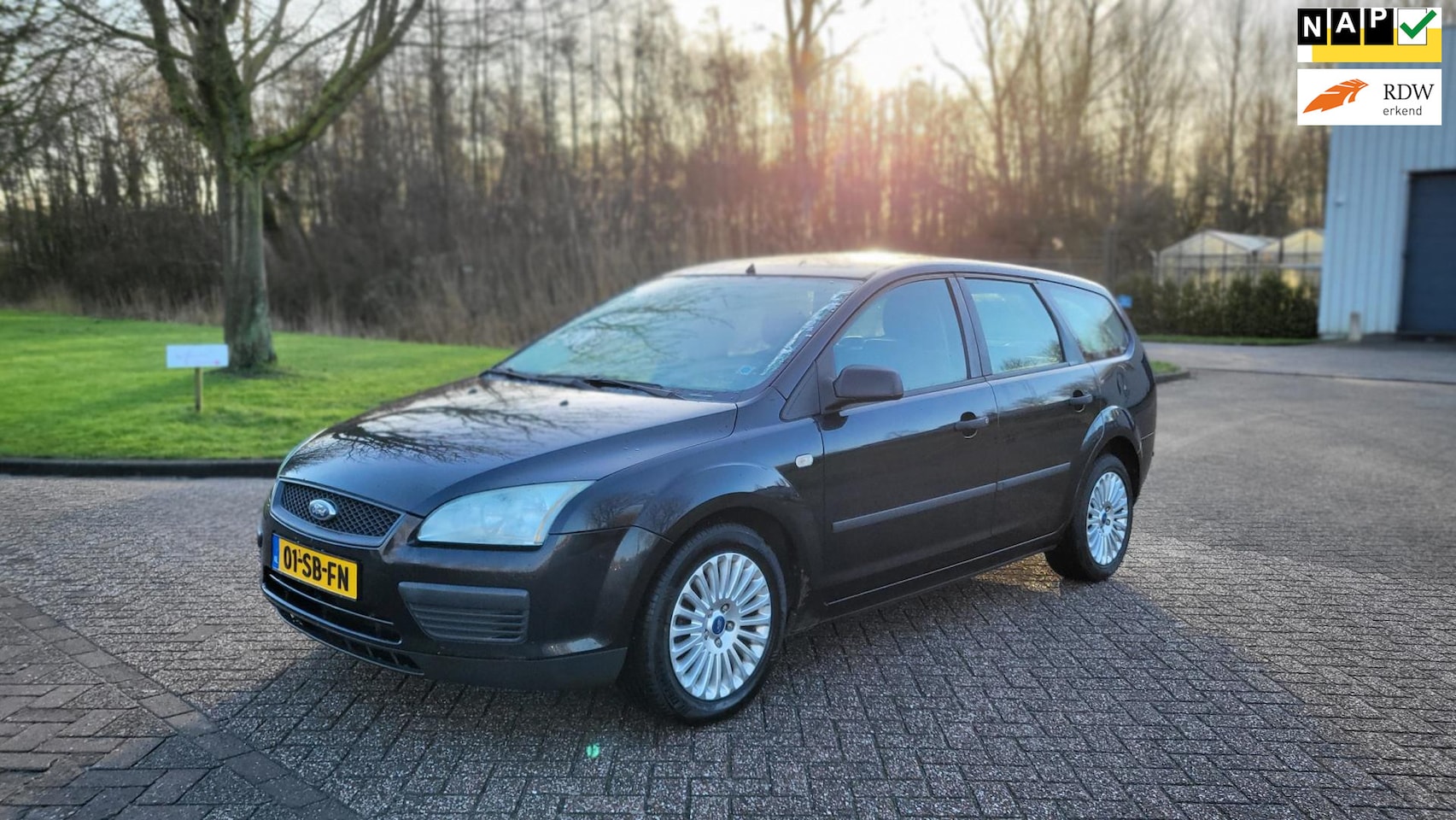 Ford Focus Wagon - 1.6-16V Champion/APK TOT 05-10-2025 - AutoWereld.nl