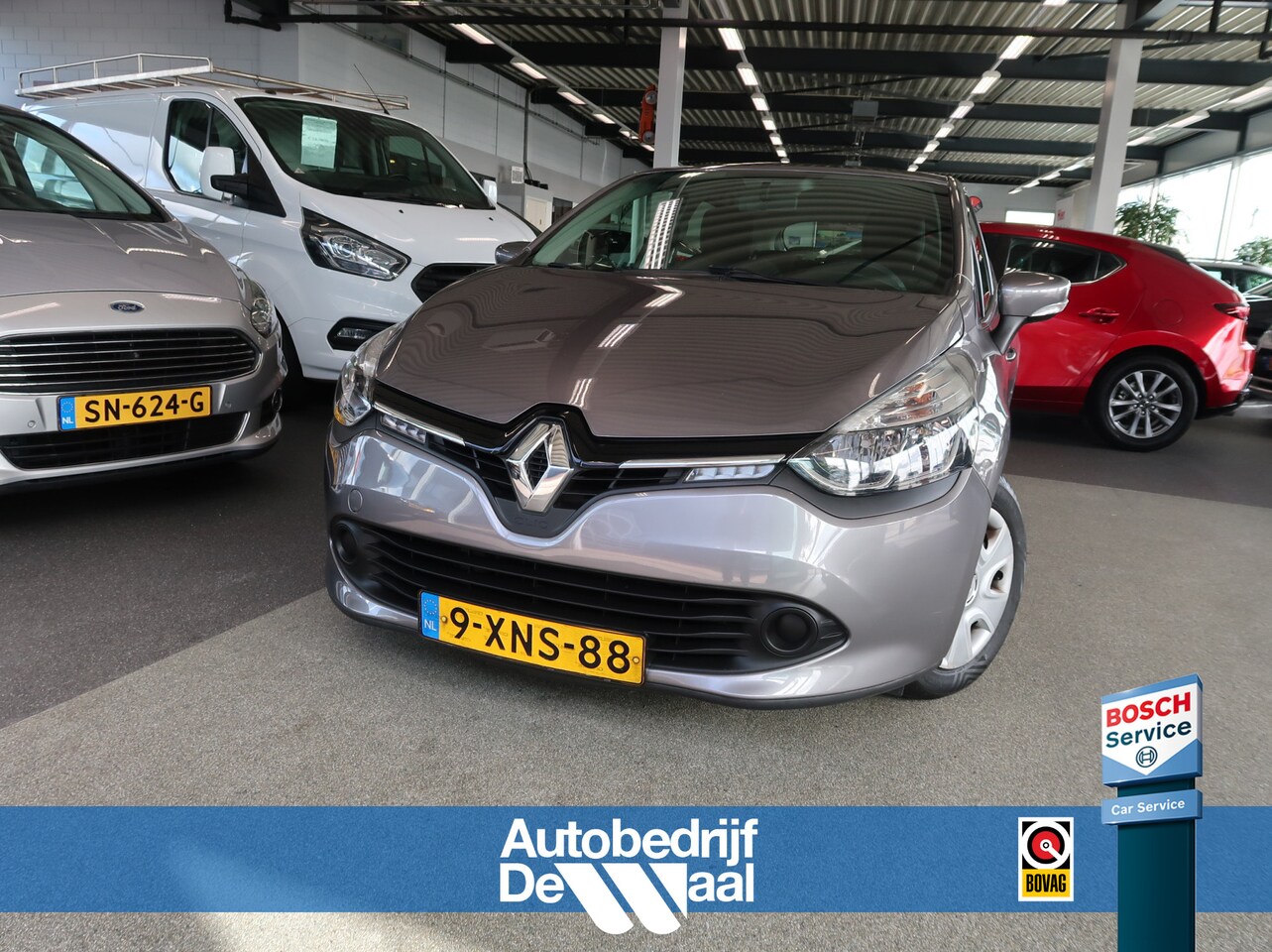 Renault Clio - 0.9 TCe 90pk Expression 5-drs. NAVI/AIRCO/CRUISE/MEDIA/2E EIG/ALLSEASONS! - AutoWereld.nl