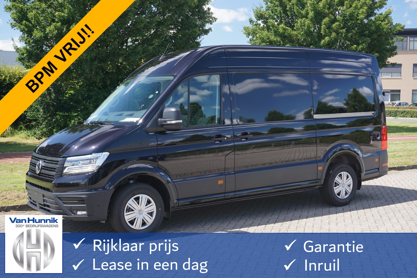 Volkswagen Crafter - 35 177PK L3H3 AUT Facelift BPM VRIJ!! 13" Navi, Cam, Gev. Stoel, LED, 2x Schuifdeur!! NR. - AutoWereld.nl