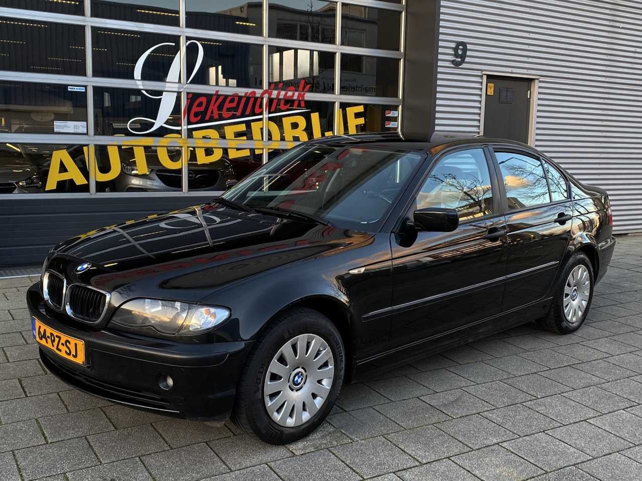 BMW 3-serie - 316i Black&Silver II - Navigatie I Airco I Comfort pakket I Nwe APK - AutoWereld.nl