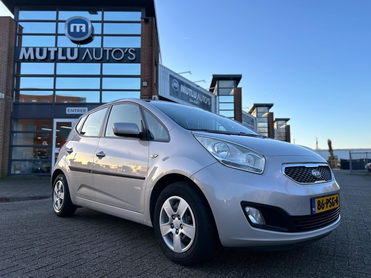 Kia Venga - 1.4 CVVT Comfort Pack 5Deurs Airco NAP APK - AutoWereld.nl