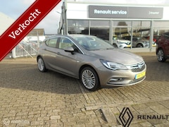 Opel Astra - 1.4 Innovation