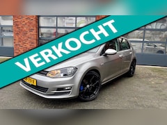 Volkswagen Golf - 1.0 TSI Comfortline |Navigatie|Apple CarPlay|Cruise control