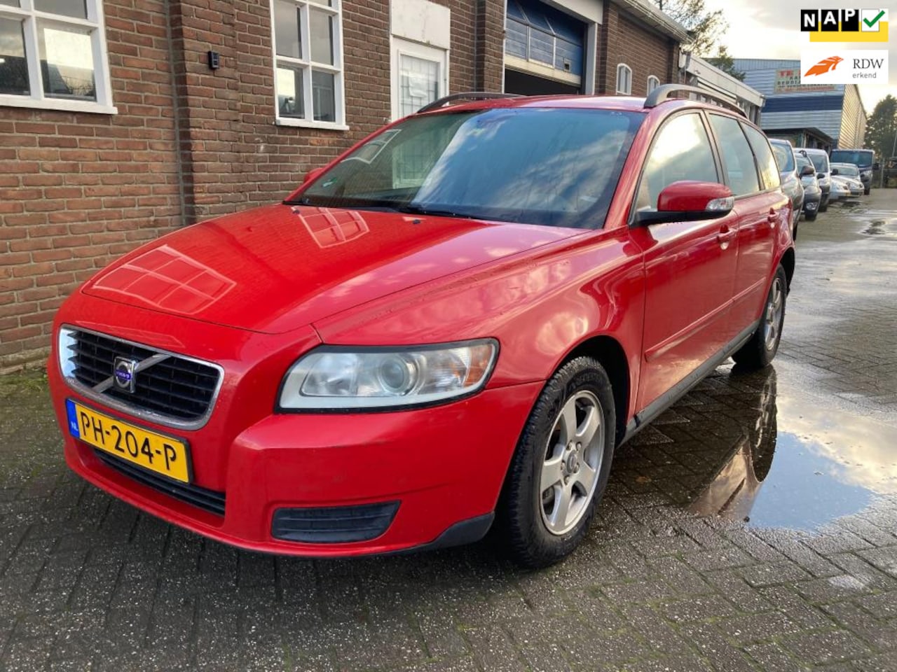 Volvo V50 - 1.8F Bj 2007, Clima, Cruise, Navi, Inruil is mogelijk - AutoWereld.nl