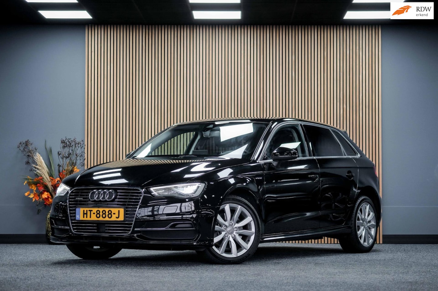 Audi A3 Sportback - 1.4 e-tron PHEV Ambition Pro Line plus 1.4 e-tron PHEV Ambition Pro Line plus - AutoWereld.nl