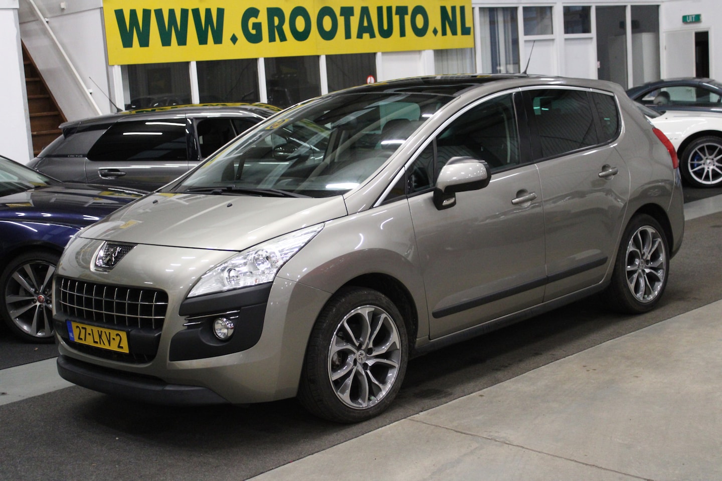 Peugeot 3008 - 1.6 THP ST Panoramadak, Airco, Cruise control, Trekhaak - AutoWereld.nl