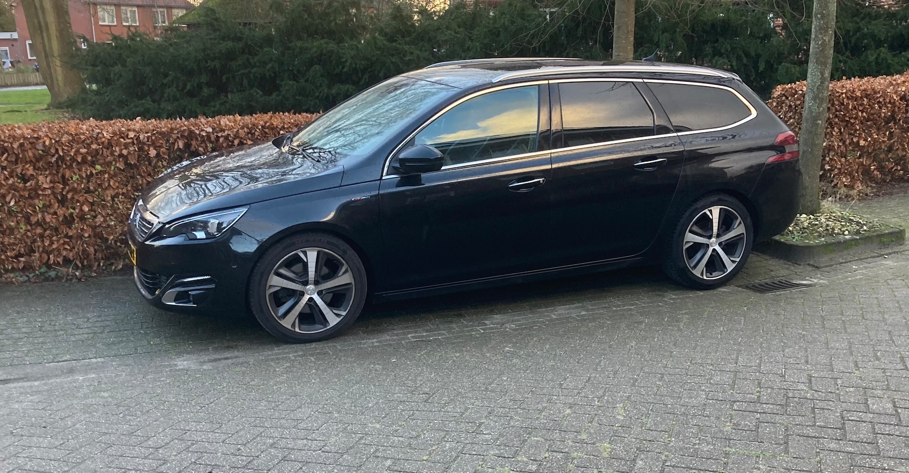 Peugeot 308 SW - 2.0 BlueHDI Blue Lease GT-Line - AutoWereld.nl