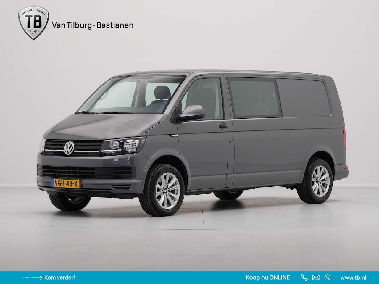 Volkswagen Transporter - 2.0 TDI 102pk L2H1 DC Navigatie Airco Cruise Bluetooth - AutoWereld.nl