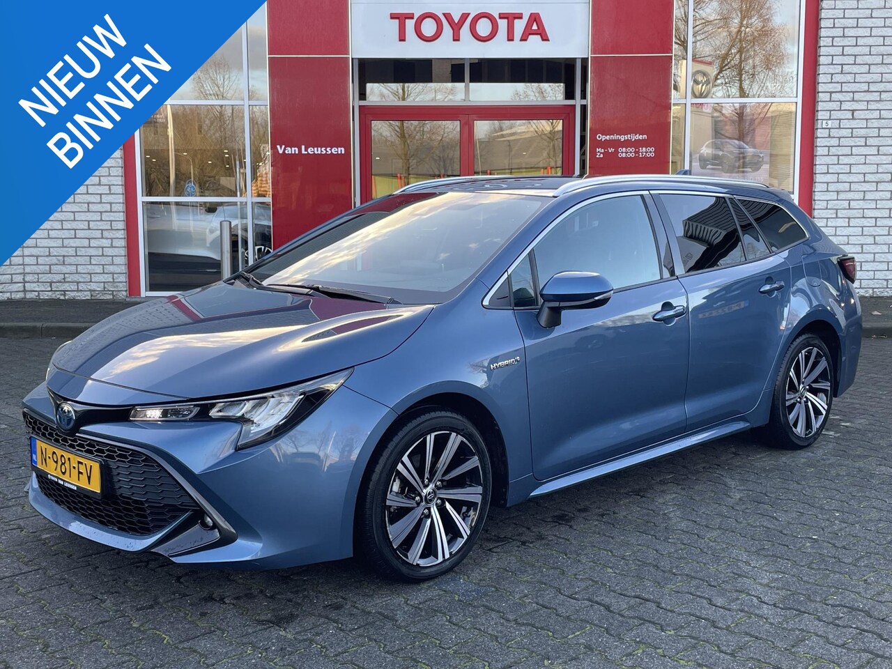 Toyota Corolla Touring Sports - 1.8 HYBRID TEAM-NL APPLE/ANDROID STOELVERW KEYLESS DRAADLOOS-LADEN CLIMA AD-CRUISE NL-AUTO - AutoWereld.nl