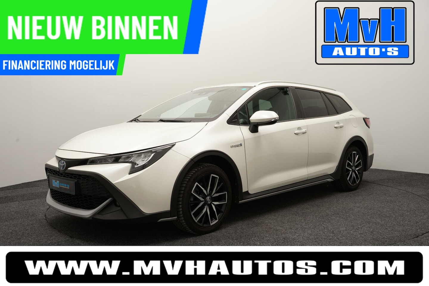 Toyota Corolla Touring Sports - 2.0 Hybrid Trek|PARELMOER|TREKHAAK - AutoWereld.nl