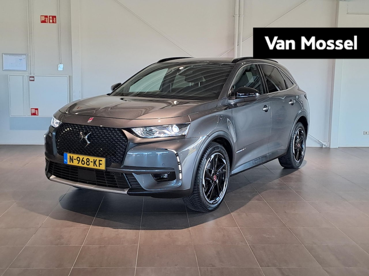 DS 7 Crossback - 1.2 PureTech Performance Line | Navigatie | Alcantara bekleding | Camera - AutoWereld.nl