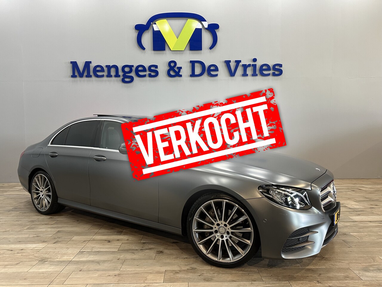 Mercedes-Benz E-klasse - 200 Ambition | AMG-line | NAP | Head-up | Led | Origineel mat | Panoramadak | Trekhaak | V - AutoWereld.nl