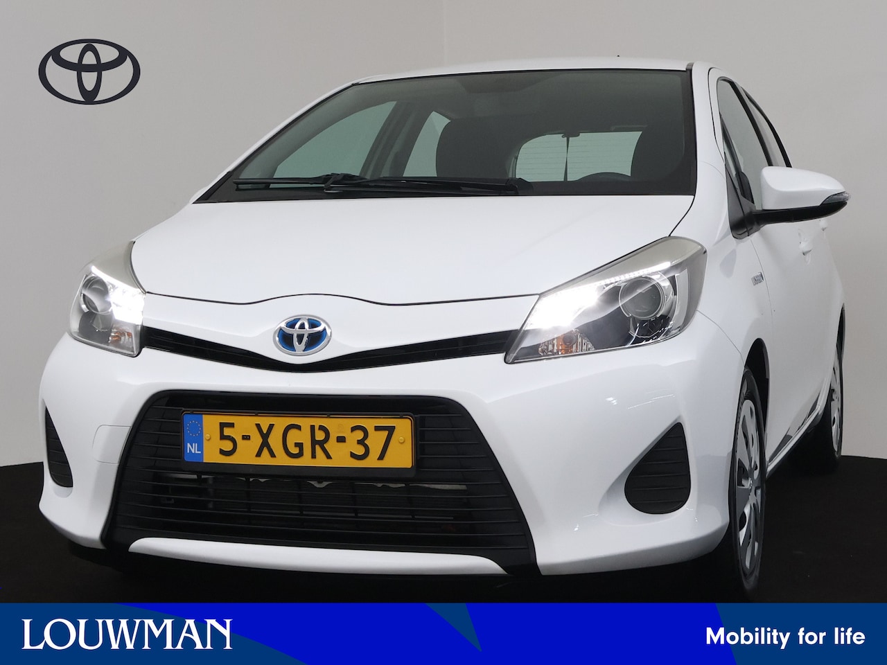 Toyota Yaris - 1.5 Full Hybrid Aspiration | Camera | Climate Control | - AutoWereld.nl