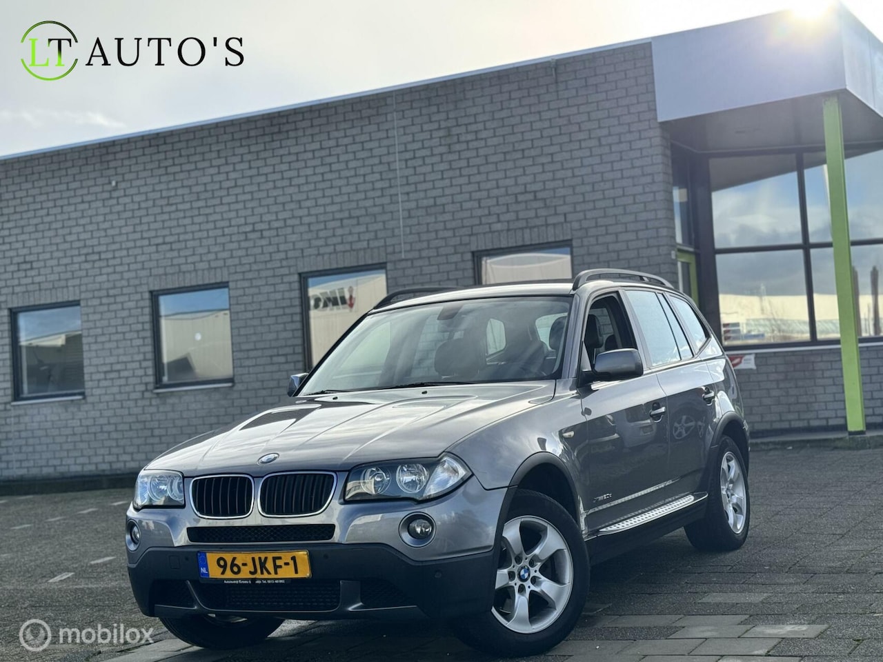 BMW X3 - 2.0d|Automaat Leer Scherm Clima Cruise - AutoWereld.nl