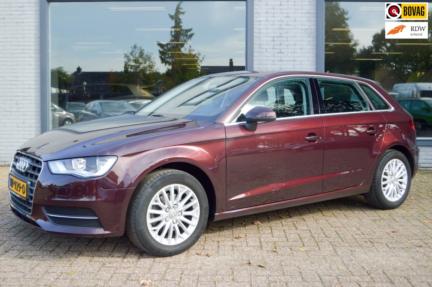 Audi A3 Sportback - 1.2 TFSI Ambiente Pro Line | Automaat | Navi | Clima | Parkeersensoren - AutoWereld.nl