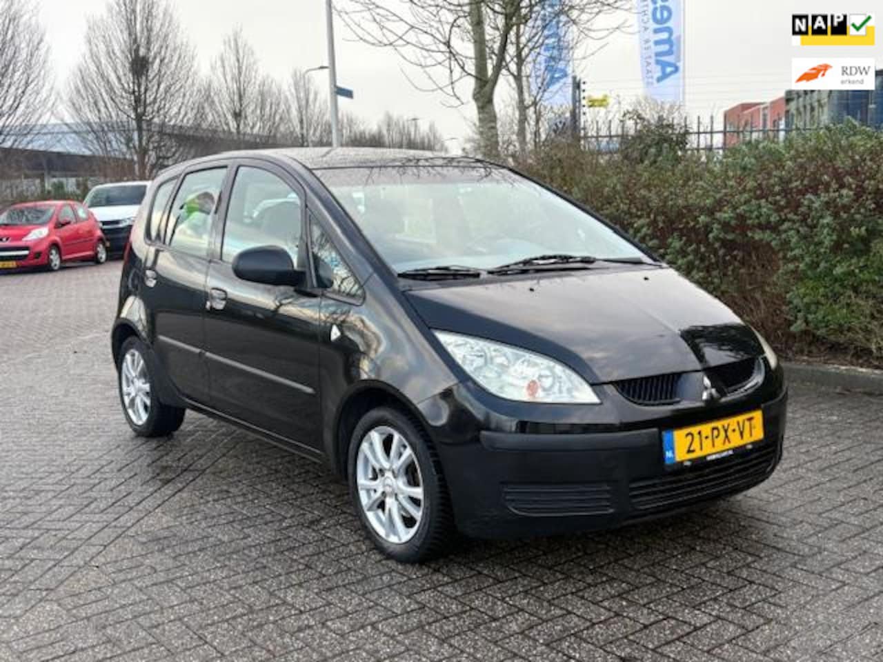 Mitsubishi Colt - 1.3 Invite - AutoWereld.nl