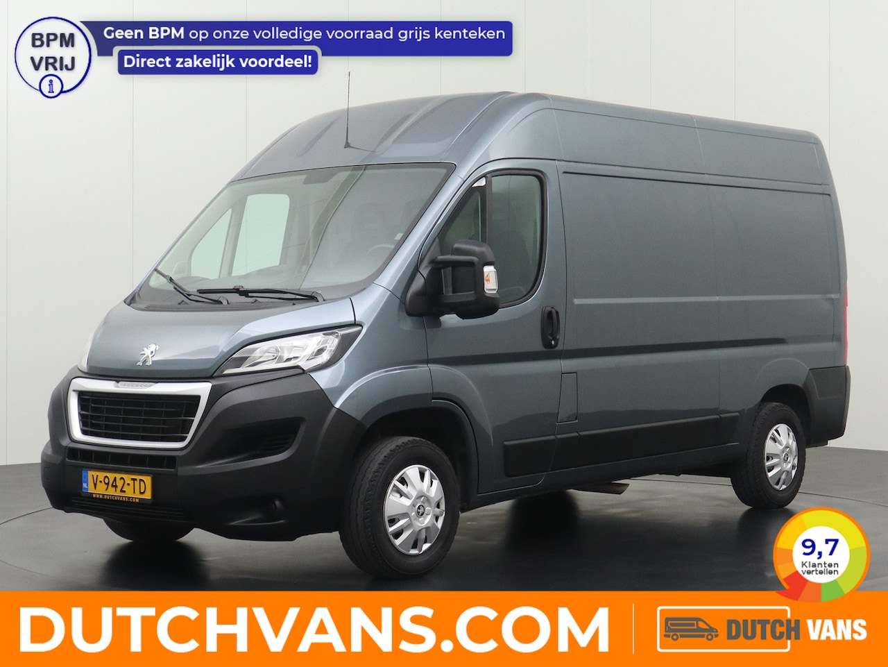 Peugeot Boxer - 2.0BlueHDI 130PK L2H2 Premium | Airco | Cruise | Trekhaak | 3-Persoons - AutoWereld.nl