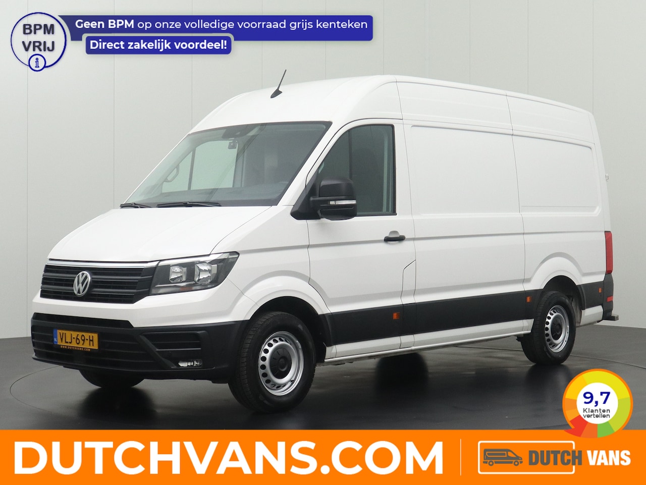 Volkswagen Crafter - 2.0TDI 140PK L3H3 RWD Highline | Navigatie | Camera | Airco | Cruise | Betimmering - AutoWereld.nl