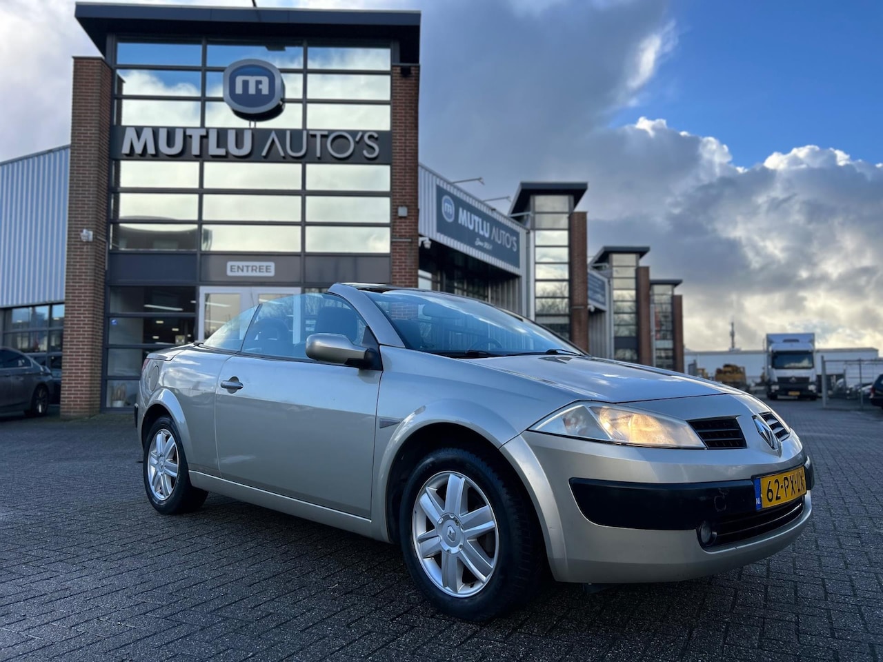 Renault Mégane coupé cabriolet - 1.6-16V Privilège Luxe Airco NAP APK - AutoWereld.nl