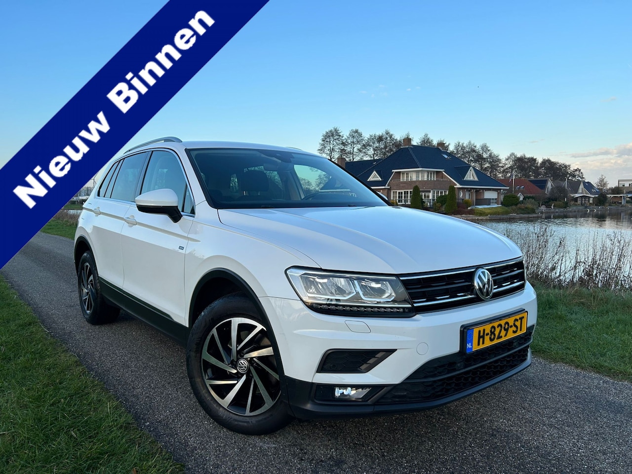 Volkswagen Tiguan - 1.5 TSI ACT Highline Navi / Automaat / Nieuw Model! - AutoWereld.nl