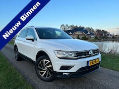 Volkswagen Tiguan - 1.5 TSI ACT Highline Navi / Automaat / Nieuw Model