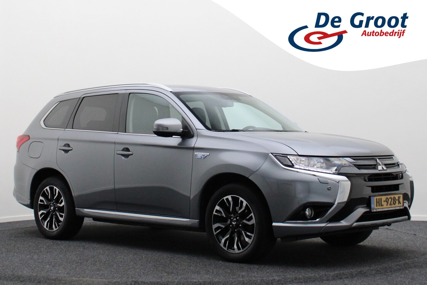 Mitsubishi Outlander - 2.0 PHEV Executive Edition 2.0 PHEV Executive Edition - AutoWereld.nl